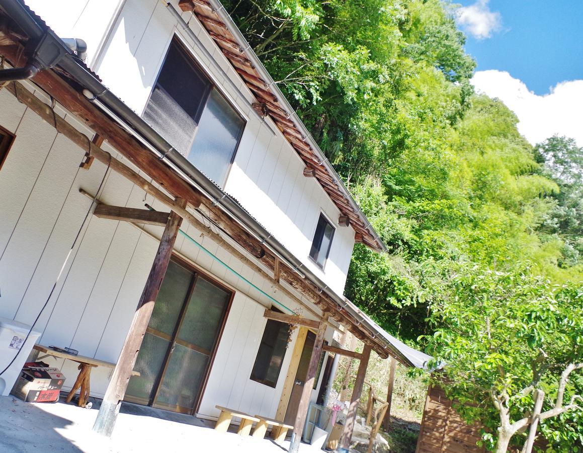 Shikoku Guesthouse Osakanakunchi Miyoshi (Tokushima) Exterior photo